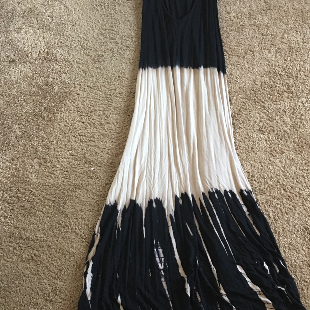 Long tie dye super super cute dress! SZ med